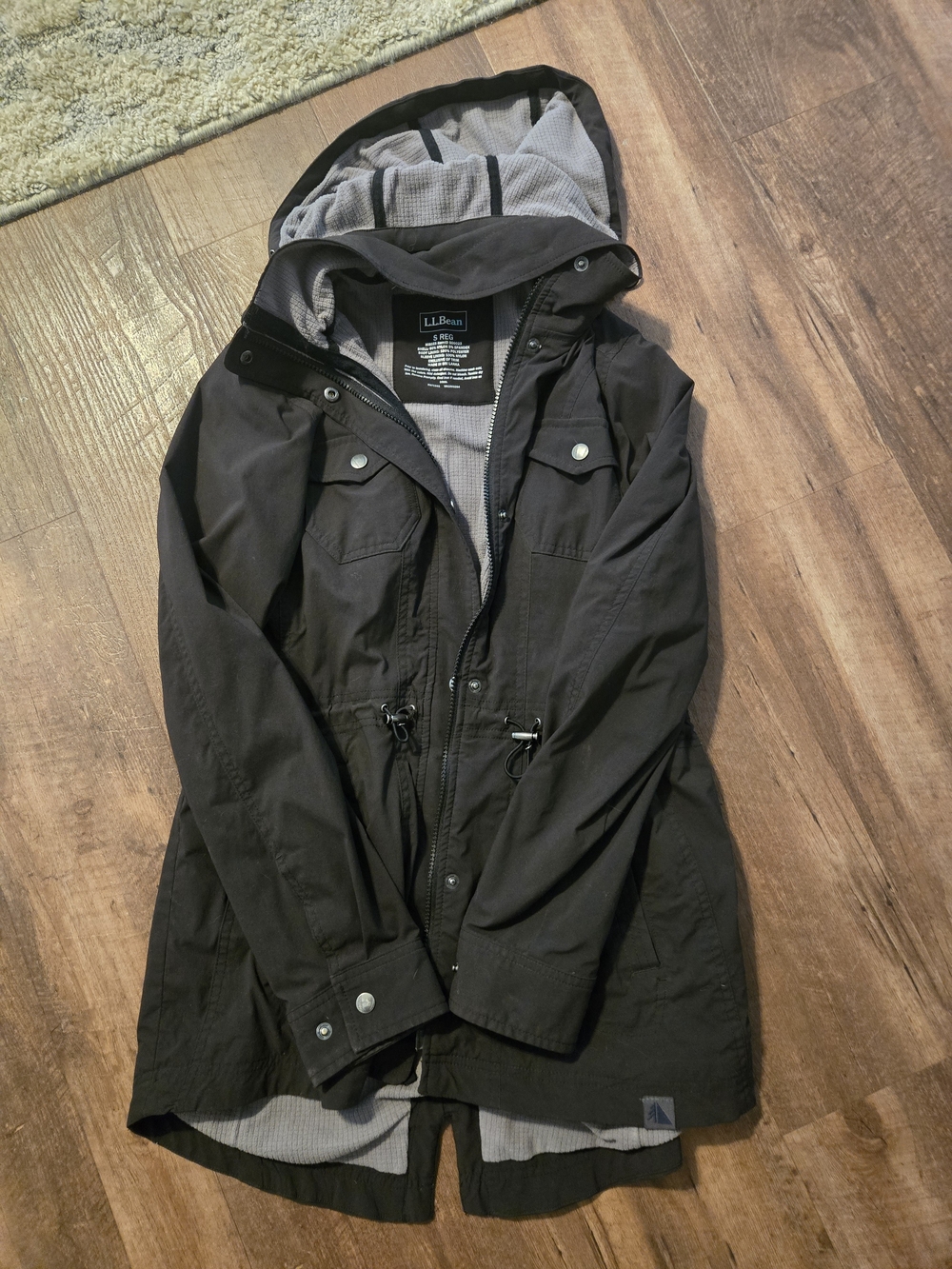 L.L. Bean Women's Black Hooded Anorak Jacket Size S